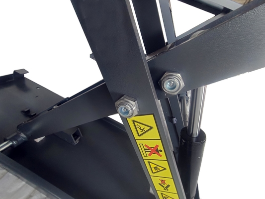 2.2kw モーターパワー 中高車用シザリリフト 3.5トンの低プロフィール電気携帯リフト